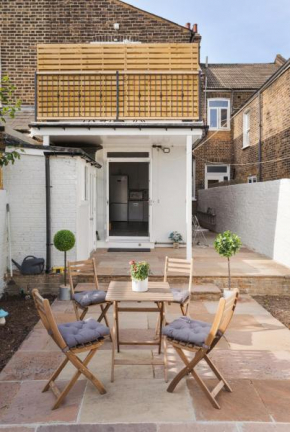 Mortimer Garden